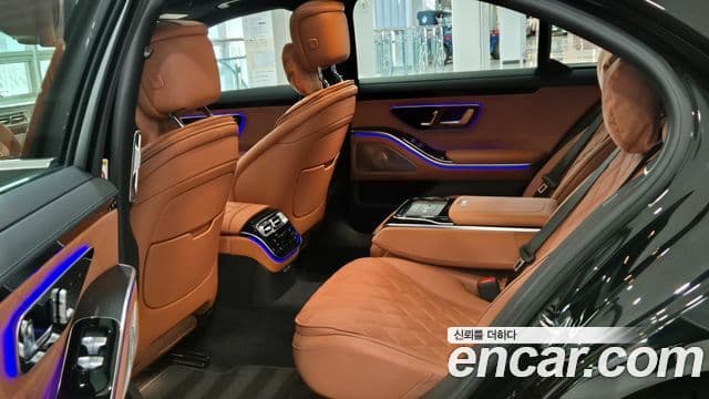 Mercedes-Benz S-Class 2025 — Фото 14/20