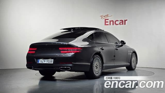 Genesis Electrified G80 2020 — Şəkil 2/20