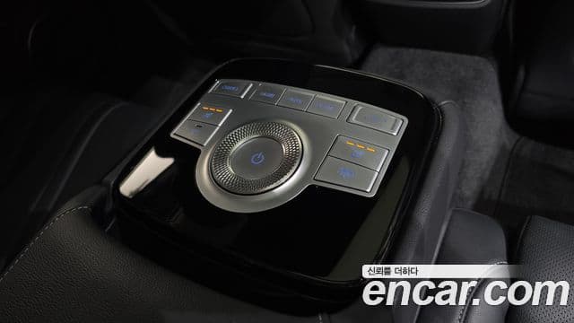 Genesis Electrified G80 2020 — Şəkil 18/20
