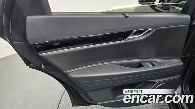 Genesis G80 2020 — Photo 29/40