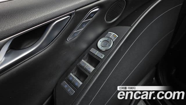 Genesis G80 2020 — Photo 28/40