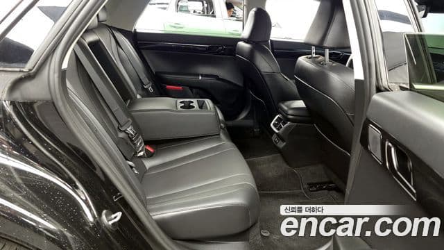 Hyundai Grandeur 2023 — ფოტო 12/20