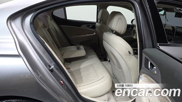 Genesis G70 2019 — Şəkil 12/20