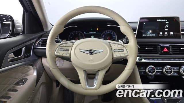 Genesis G70 2019 — Şəkil 13/20