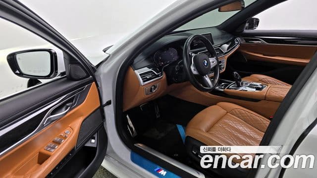 BMW 7 Series 2021 — ფოტო 10/20