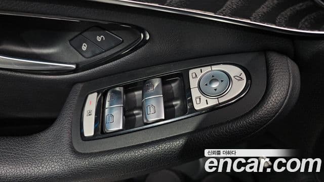 Mercedes-Benz GLC-Class 2019 — ფოტო 21/33