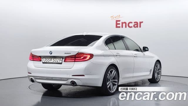 BMW 5 Series 2020 — Şəkil 2/20