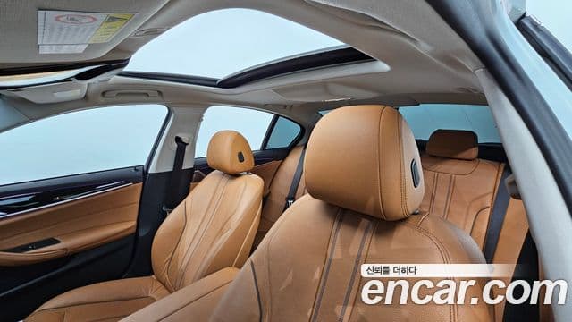 BMW 5 Series 2020 — Şəkil 18/20