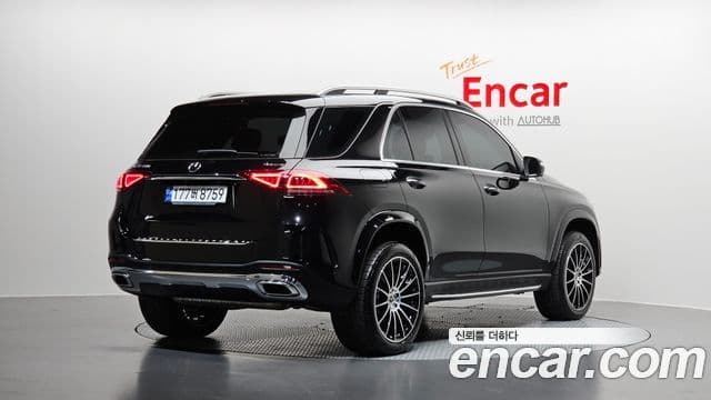 Mercedes-Benz GLE-Class 2023 — ფოტო 2/20