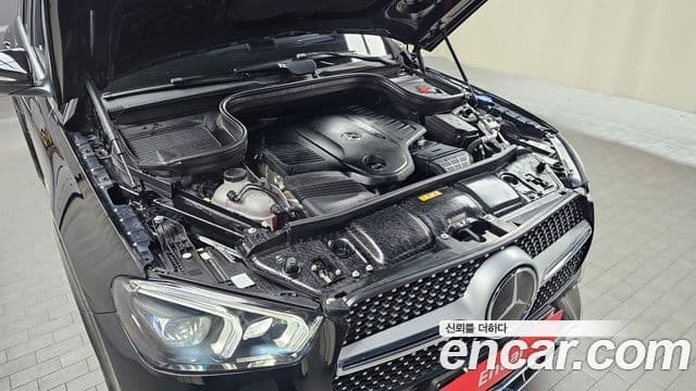 Mercedes-Benz GLE-Class 2023 — ფოტო 6/20