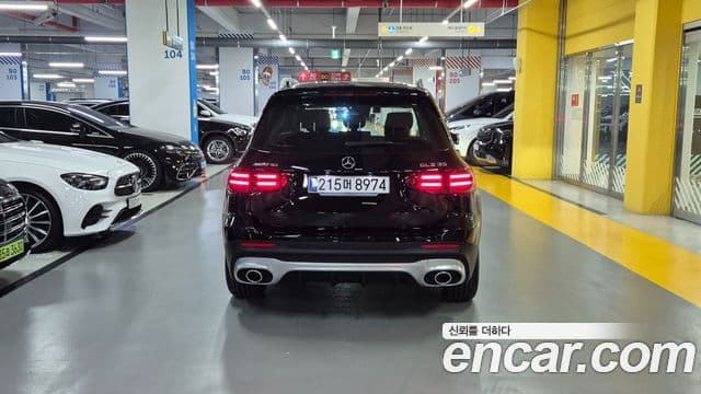 Mercedes-Benz GLB-Class 2025 — ფოტო 2/20