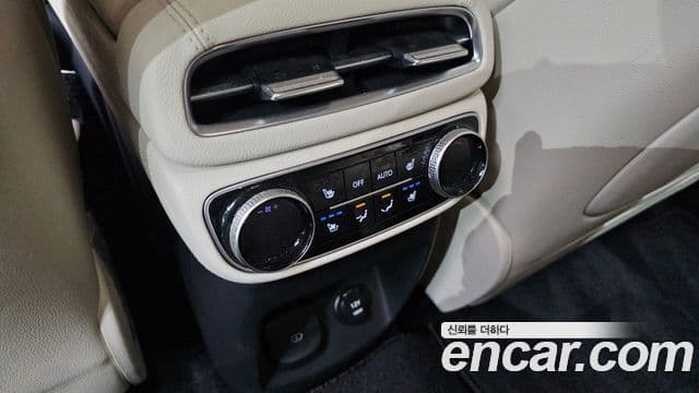 Genesis GV80 2022 — Şəkil 18/20