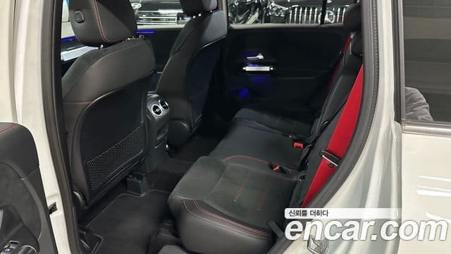 Mercedes-Benz GLB-Class 2025 — Photo 19/20