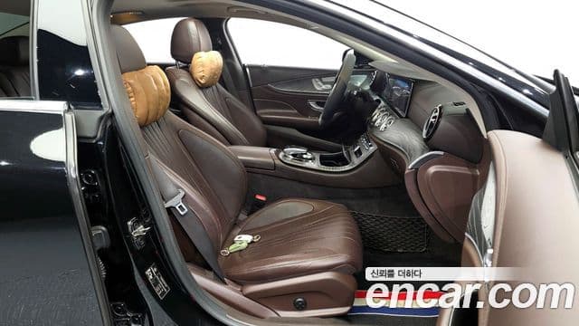Mercedes-Benz CLS-Class 2019 — Photo 29/34