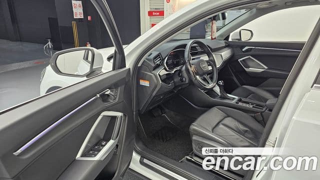 Audi Q3 2020 — Şəkil 9/20