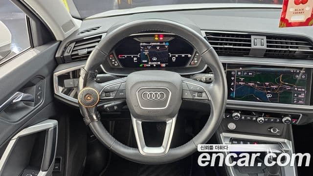 Audi Q3 2020 — Şəkil 12/20