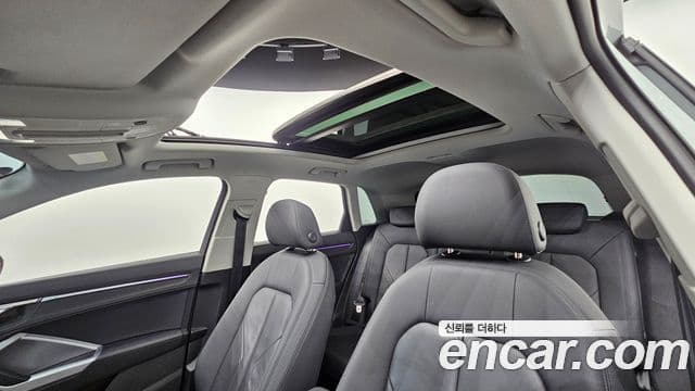 Audi Q3 2020 — Şəkil 18/20