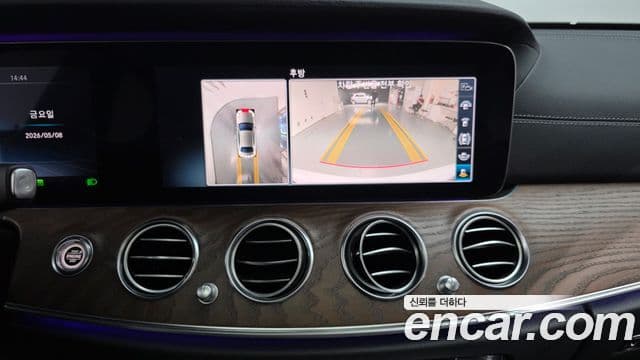 Mercedes-Benz E-Class 2020 — Фото 16/20