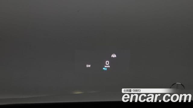 Mercedes-Benz E-Class 2020 — Фото 18/20