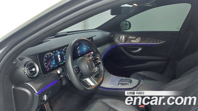 Mercedes-Benz E-Class 2022 — Şəkil 13/20