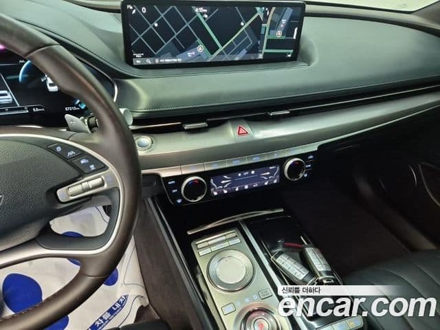 Genesis Electrified G80 2022 — Şəkil 10/18