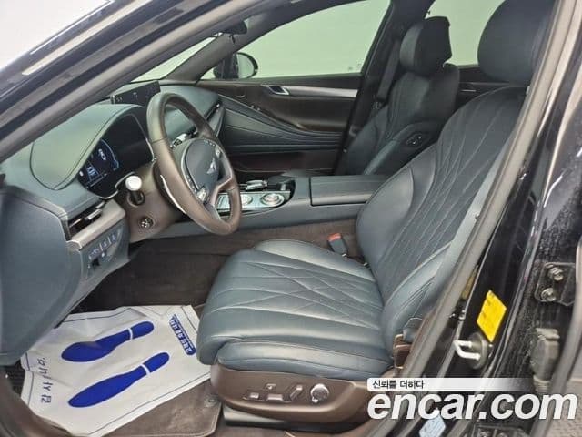 Genesis Electrified G80 2022 — Şəkil 11/18