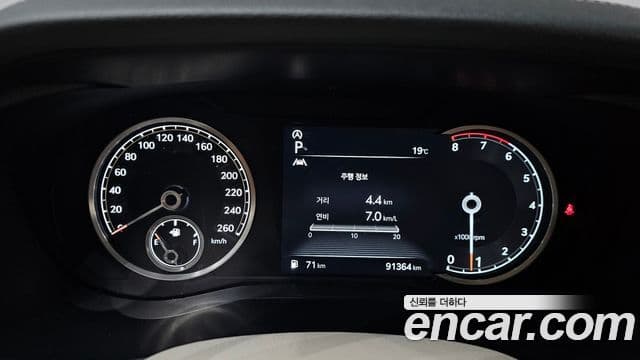 Genesis G70 2020 — ფოტო 8/20