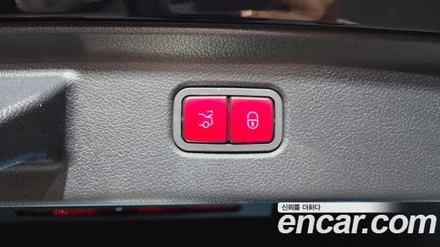 Mercedes-Benz S-Class 2022 — Photo 18/35