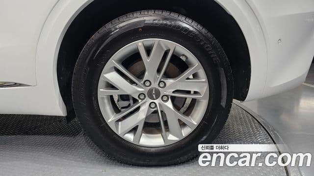 Genesis GV70 2023 — Şəkil 22/30