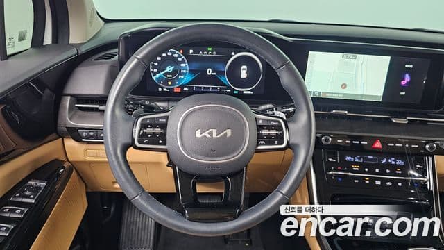Kia Carnival 2022 — ფოტო 13/20