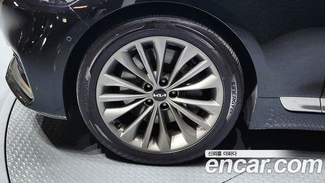 Kia The K9 2023 — ფოტო 5/20