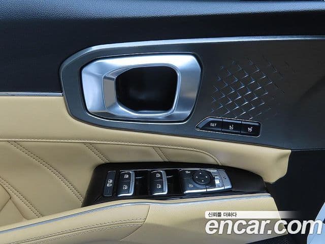 Kia Sorento 2021 — Фото 11/20