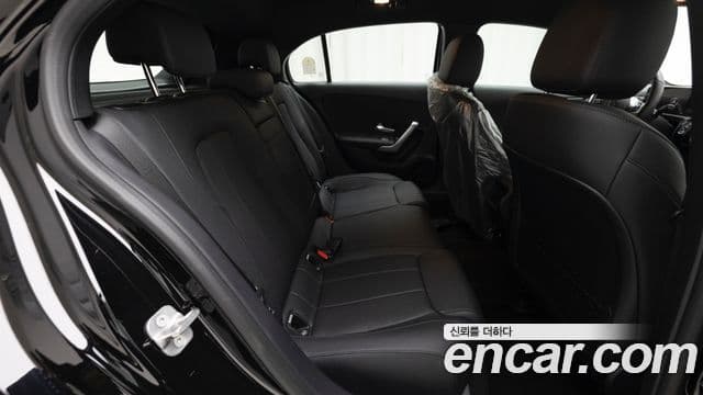 Mercedes-Benz A-Class 2024 — ფოტო 9/20