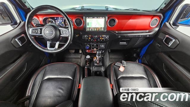 Jeep Wrangler 2023 — ფოტო 7/20