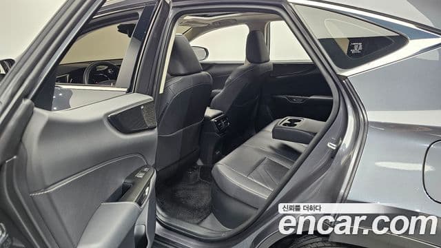 Lexus NX350h 2025 — Photo 35/37