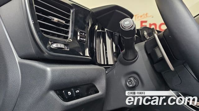 Lexus NX350h 2025 — Photo 3/37
