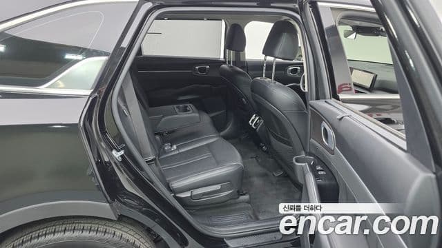 Kia Sorento 2024 — ფოტო 11/20
