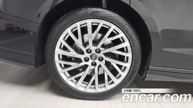 Audi A8 2021 — Şəkil 5/20