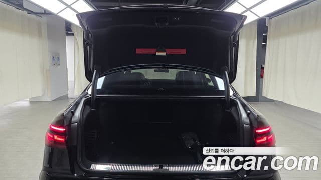 Audi A8 2021 — Şəkil 20/20