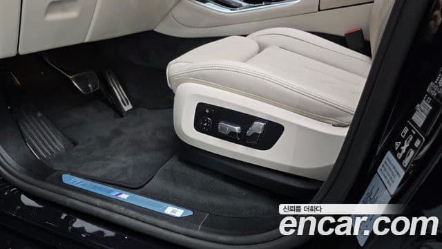 BMW X5 2026 — Photo 32/36