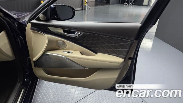 Kia The K9 2021 — Photo 27/36