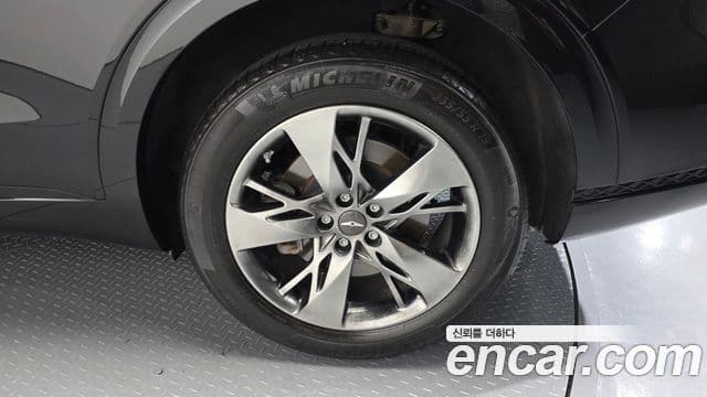 Genesis GV70 2021 — ფოტო 5/20