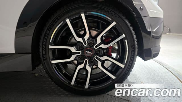 Mini Cooper S Convertible 2026 — Photo 30/30