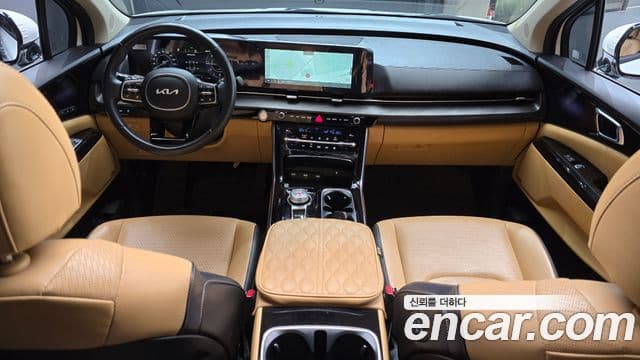 Kia Carnival 2021 — ფოტო 4/20