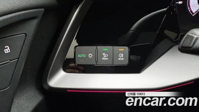 Audi A3 2023 — Şəkil 13/20