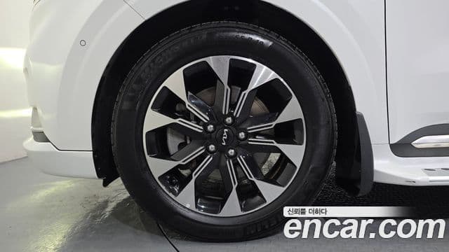 Kia Carnival 2023 — Şəkil 5/20