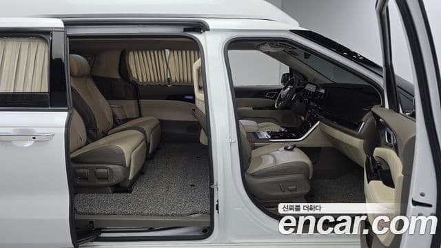 Kia Carnival 2023 — Şəkil 11/20