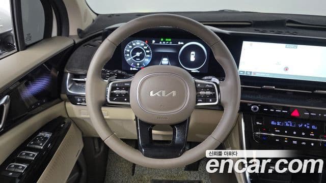 Kia Carnival 2023 — Şəkil 13/20