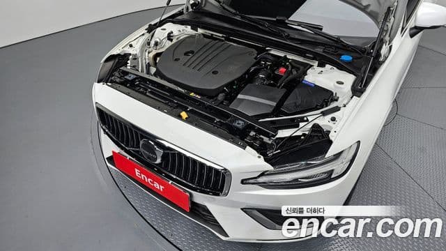 Volvo S60 2023 — Şəkil 6/20