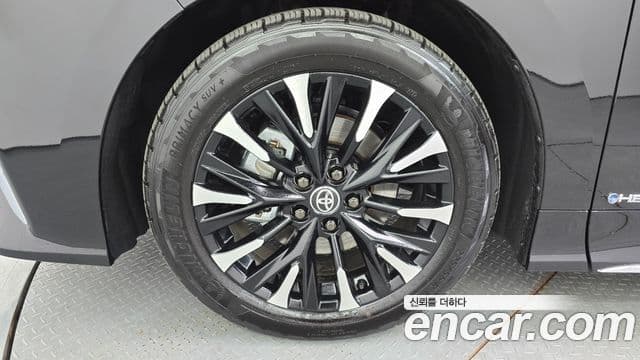 Toyota Alphard 2024 — Şəkil 5/20